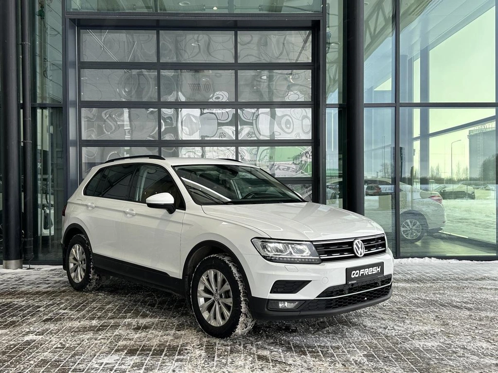Внедорожник Volkswagen Tiguan 2019 года, 1900000 рублей, Уфа