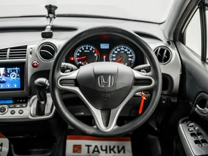 Минивэн Honda Stream 2013 года, 1275000 рублей, Красноярск
