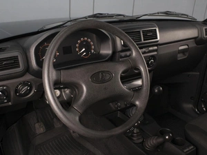 Внедорожник ВАЗ (LADA) Niva Legend 2023 года, 880000 рублей, Омск