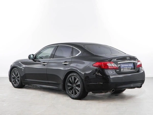 Седан Infiniti Q70 2014 года, 1827077 рублей, Москва