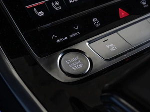 Внедорожник Audi Q8 2018 года, 5979000 рублей, Краснодар