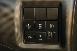 Внедорожник Toyota Raize 2019 года, 1549000 рублей, Омск