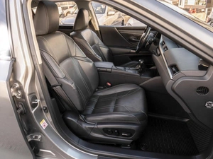 Седан Lexus ES 2019 года, 3399000 рублей, Саратов