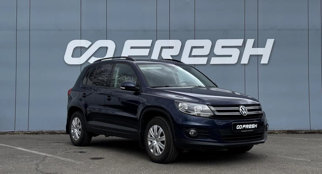 Внедорожник Volkswagen Tiguan 2013 года, 1178000 рублей, Ижевск