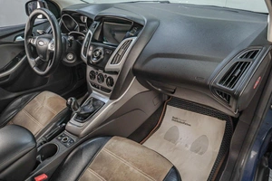 Универсал Ford Focus 2013 года, 709000 рублей, Челябинск