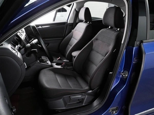 Седан Volkswagen Jetta 2018 года, 1498000 рублей, Воронеж