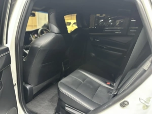 Внедорожник Toyota Harrier 2018 года, 3347000 рублей, Красноярск