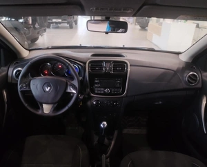 Хэтчбек Renault Sandero 2015 года, 990000 рублей, Орёл
