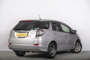 Универсал Honda Fit Shuttle 2013 года, 1239000 рублей, Томск