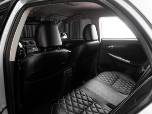 Седан Toyota Corolla 2010 года, 1019000 рублей, Тюмень