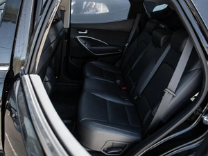 Внедорожник Hyundai Santa Fe 2017 года, 2820000 рублей, Краснодар