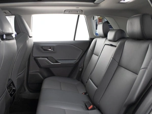 Внедорожник Toyota RAV4 2026 года, 4600000 рублей, Омск