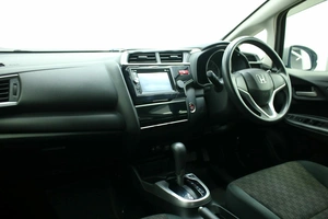 Хетчбэк Honda Fit 2017 года, 1045000 рублей, Красноярск