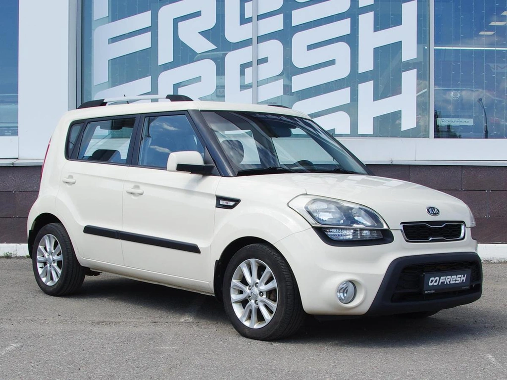 Хетчбэк Kia Soul 2012 года, 1050000 рублей, Владимир