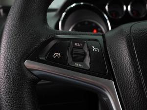 Лифтбек Opel Insignia 2013 года, 1219000 рублей, Воронеж