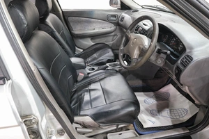 Седан Nissan Sunny 2002 года, 229000 рублей, Новокузнецк