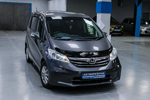 Минивэн Honda Freed 2014 года, 1108000 рублей, Солонцы