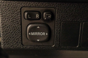 Внедорожник Toyota RAV4 2018 года, 2379000 рублей, Челябинск