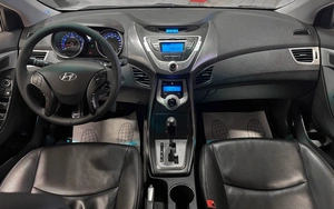 Седан Hyundai Avante 2011 года, 997000 рублей, Красноярск