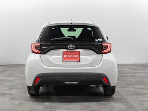 Хетчбэк Toyota Yaris 2020 года, 1270000 рублей, Красноярск