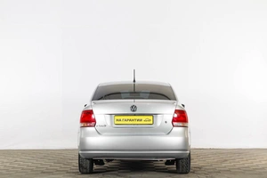 Седан Volkswagen Polo 2013 года, 659000 рублей, Тюмень