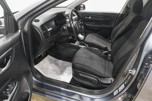 Седан Kia Rio 2019 года, 1589000 рублей, Новокузнецк