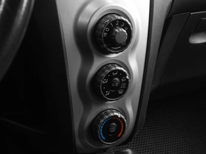 Хетчбэк Toyota Yaris 2008 года, 569000 рублей, Тюмень