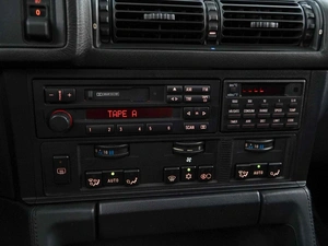 Седан BMW M5 1991 года, 5599777 рублей, Москва