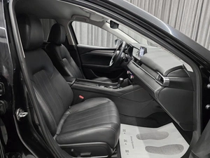 Седан Mazda 6 2019 года, 1999000 рублей, Красноярск