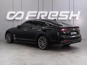 Лифтбек Kia Stinger 2019 года, 2399000 рублей, Воронеж