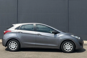 Хетчбэк Hyundai i30 2014 года, 990000 рублей, Солонцы