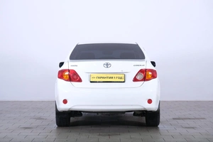 Седан Toyota Corolla 2010 года, 839000 рублей, Омск