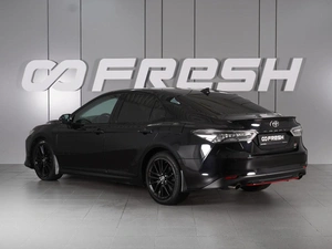 Седан Toyota Camry 2021 года, 3410000 рублей, Красный Пахарь
