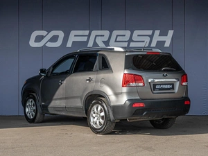 Внедорожник Kia Sorento 2010 года, 1295000 рублей, Краснодар