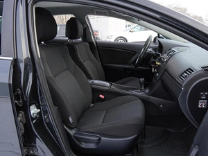 Седан Toyota Avensis 2010 года, 1050000 рублей, Волгоград