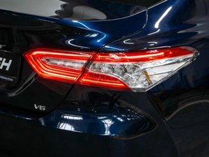 Седан Toyota Camry 2018 года, 2999000 рублей, Тюмень