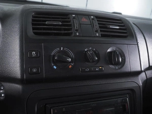 Хетчбэк Skoda Fabia 2014 года, 899000 рублей, Ростов-на-Дону