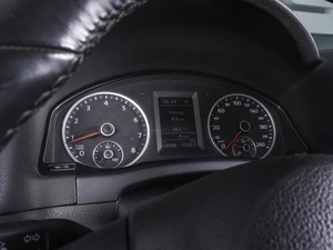 Внедорожник Volkswagen Tiguan 2015 года, 1799000 рублей, Ростов-на-Дону