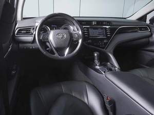 Седан Toyota Camry 2020 года, 2650000 рублей, Ростов-на-Дону