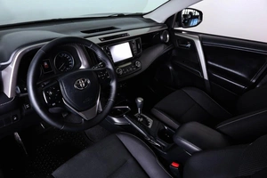 Внедорожник Toyota RAV4 2019 года, 2959000 рублей, Пермь