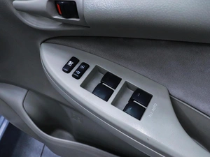 Седан Toyota Corolla Axio 2009 года, 790000 рублей, Красноярск