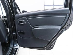 Седан Renault Logan 2010 года, 529000 рублей, Красноярск