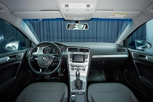 Хетчбэк Volkswagen Golf 2013 года, 1149000 рублей, Красноярск