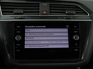 Внедорожник Volkswagen Tiguan 2017 года, 2249999 рублей, Москва