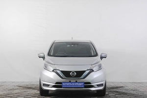 Хетчбэк Nissan Note 2017 года, 949000 рублей, Кемерово