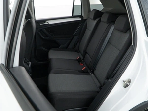 Внедорожник Volkswagen Tiguan 2021 года, 2099050 рублей, Москва