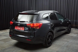 Хетчбэк Kia Ceed 2014 года, 997000 рублей, Красноярск