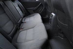 Седан Volkswagen Jetta 2013 года, 1009000 рублей, Челябинск