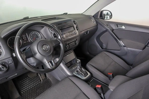 Внедорожник Volkswagen Tiguan 2013 года, 1189000 рублей, Пермь