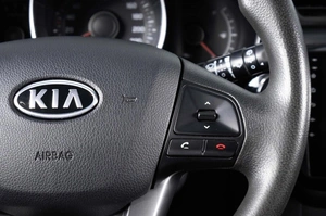 Хетчбэк Kia Rio 2012 года, 749000 рублей, Пермь